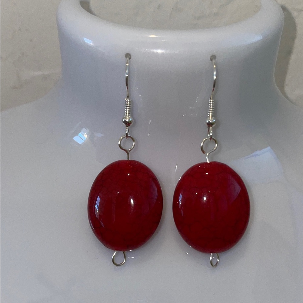 Chic Red Oval Earrings